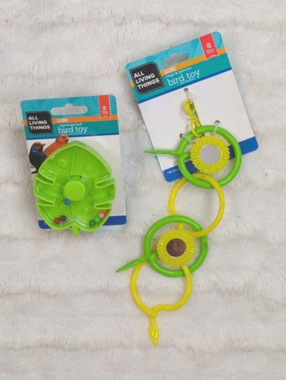 For Kitty Rescue! Two Small Bird Toys